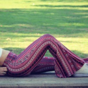 Yoga pants - bell bottom - Daisy Del Sol